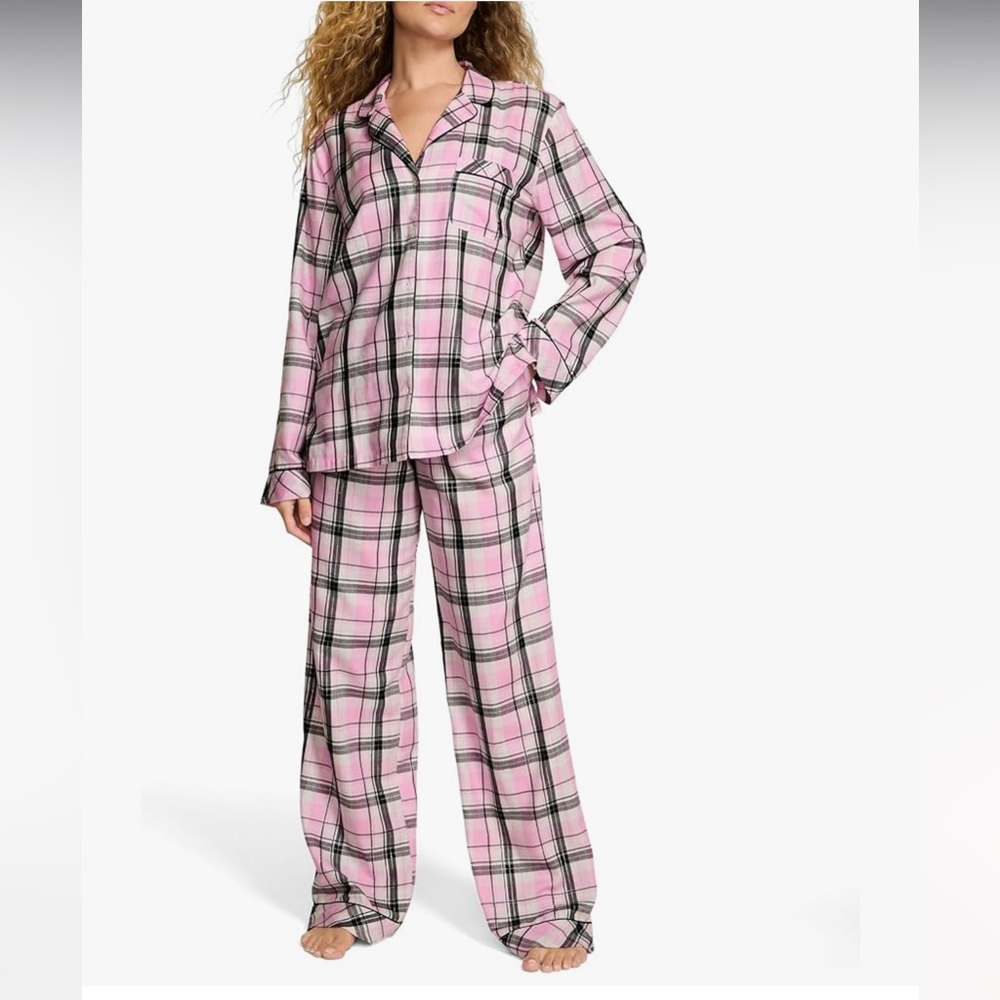 Victoria's Secret Pink and Black Plaid Pajama Set. NWT. XS Long.